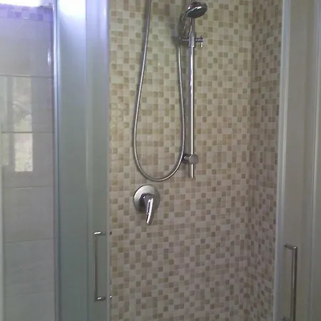 I Ghiri فندق مبيت وإفطار *